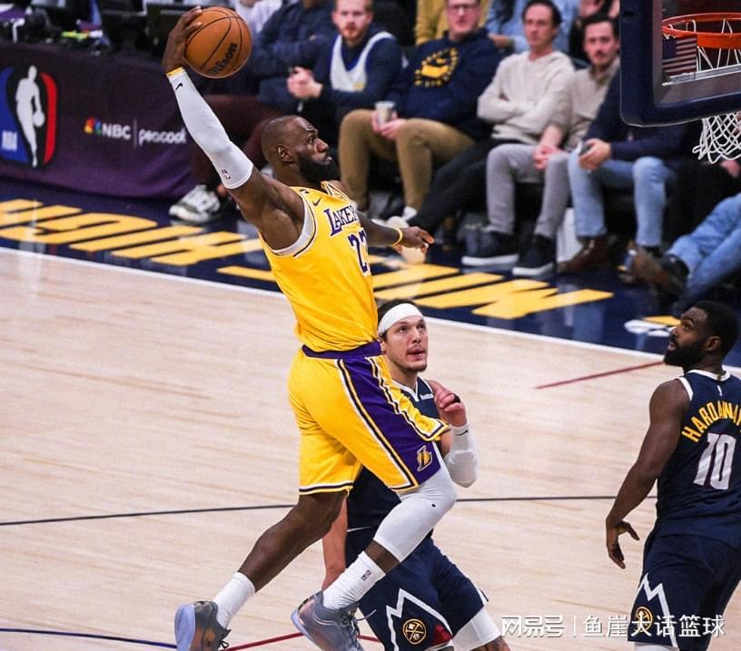 开云体育软件下载安装-湖人进步明显，詹姆斯一点真该批！东契奇历史第二，艾顿出新消息